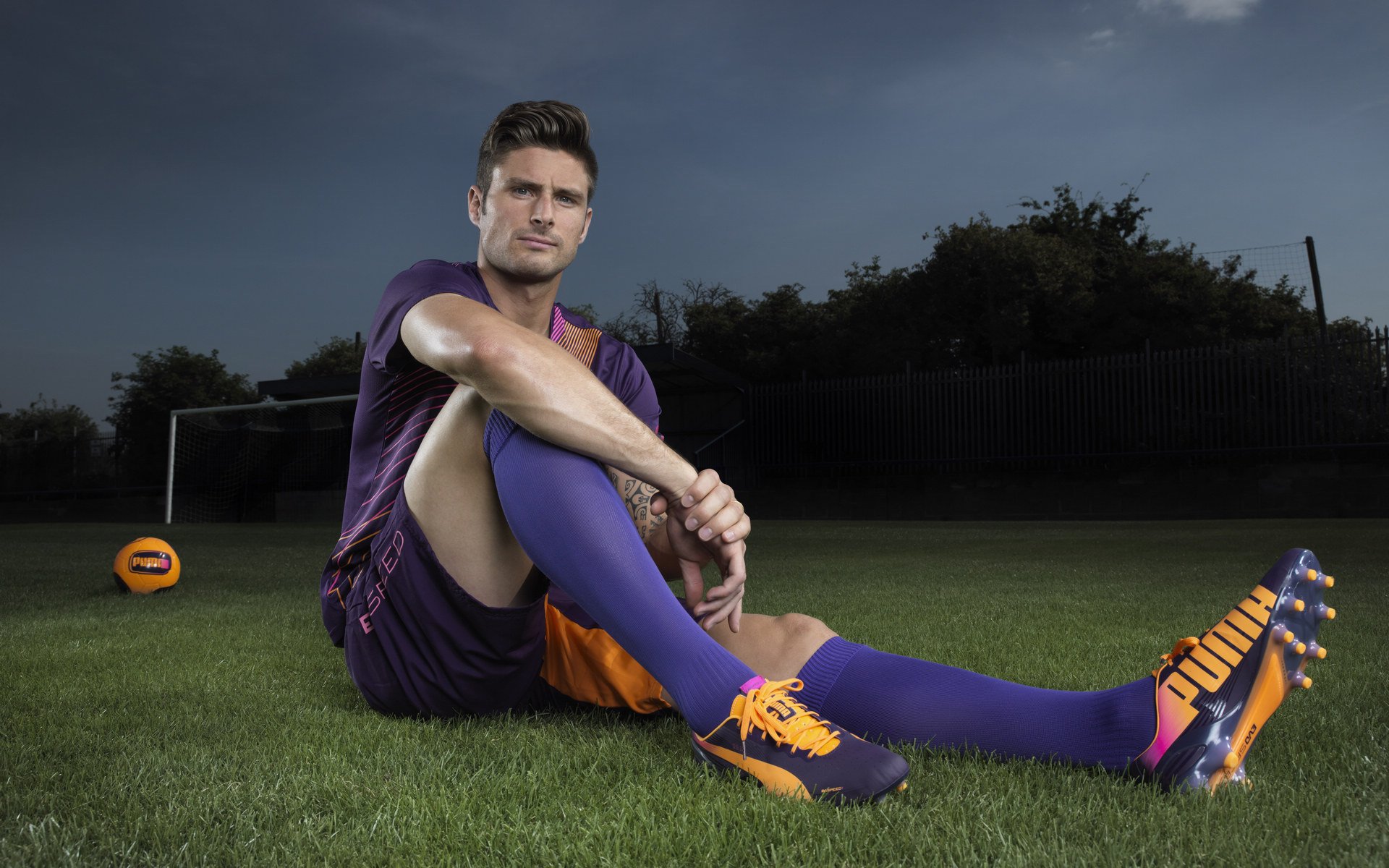 乐鱼体育官网登录-中超射手榜第一继续领跑，山东泰山豪取10场不败，中超山东泰山赛程直播